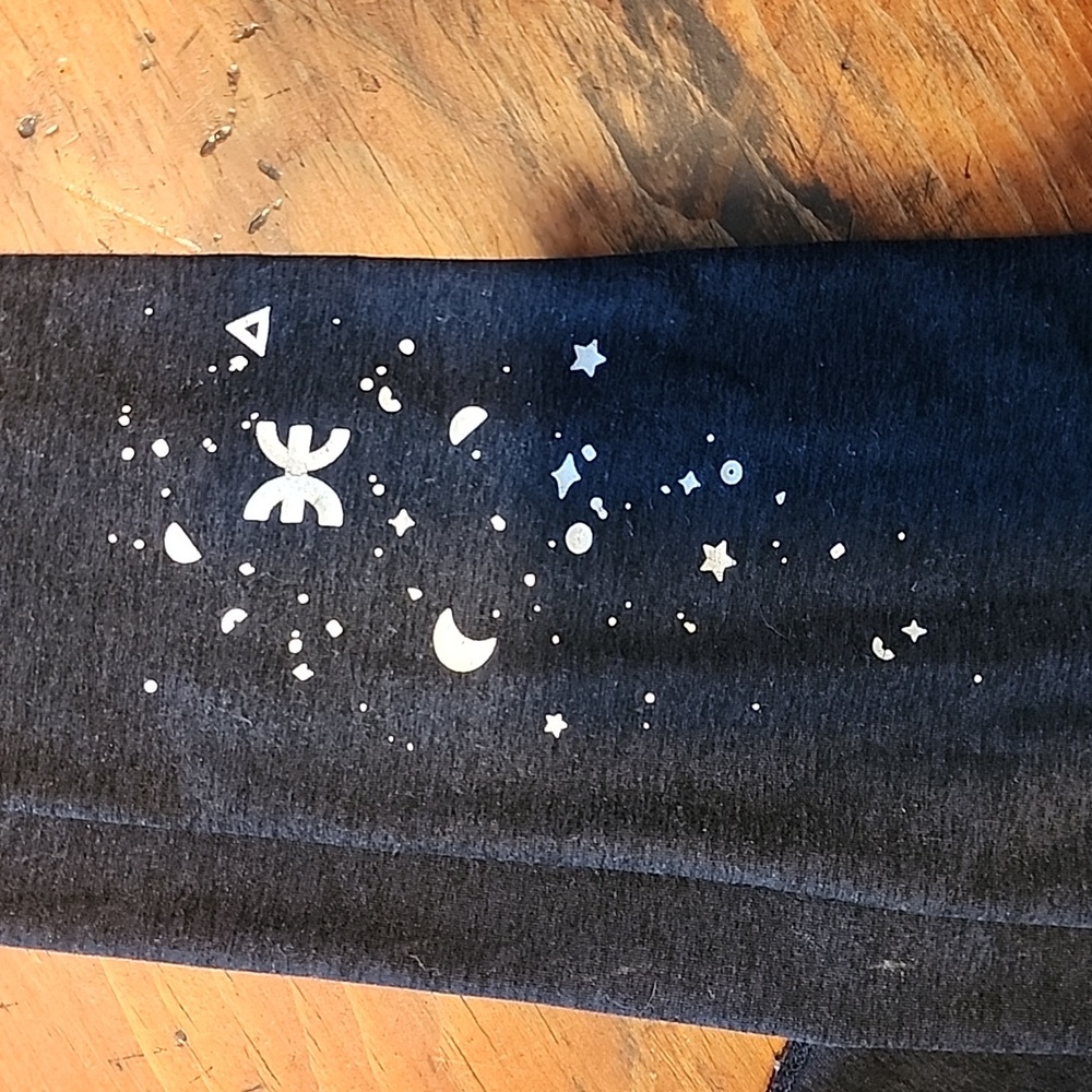 Beyond Yoga Pisces Zodiac Leggings - Picture 2 of 5